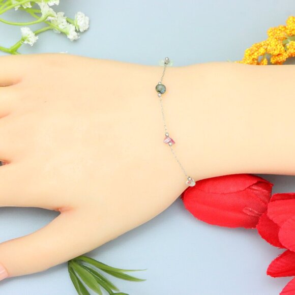 "Elegant & Trendy Bracelet, A Perfect Gift for Women, Thoughtful, EVCH1122 - Picture 1 of 11